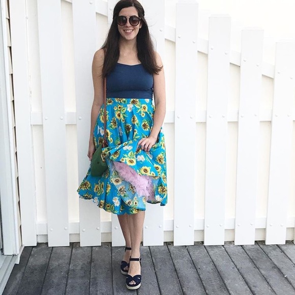 About this Poshmark seller - Picture 2 of 8